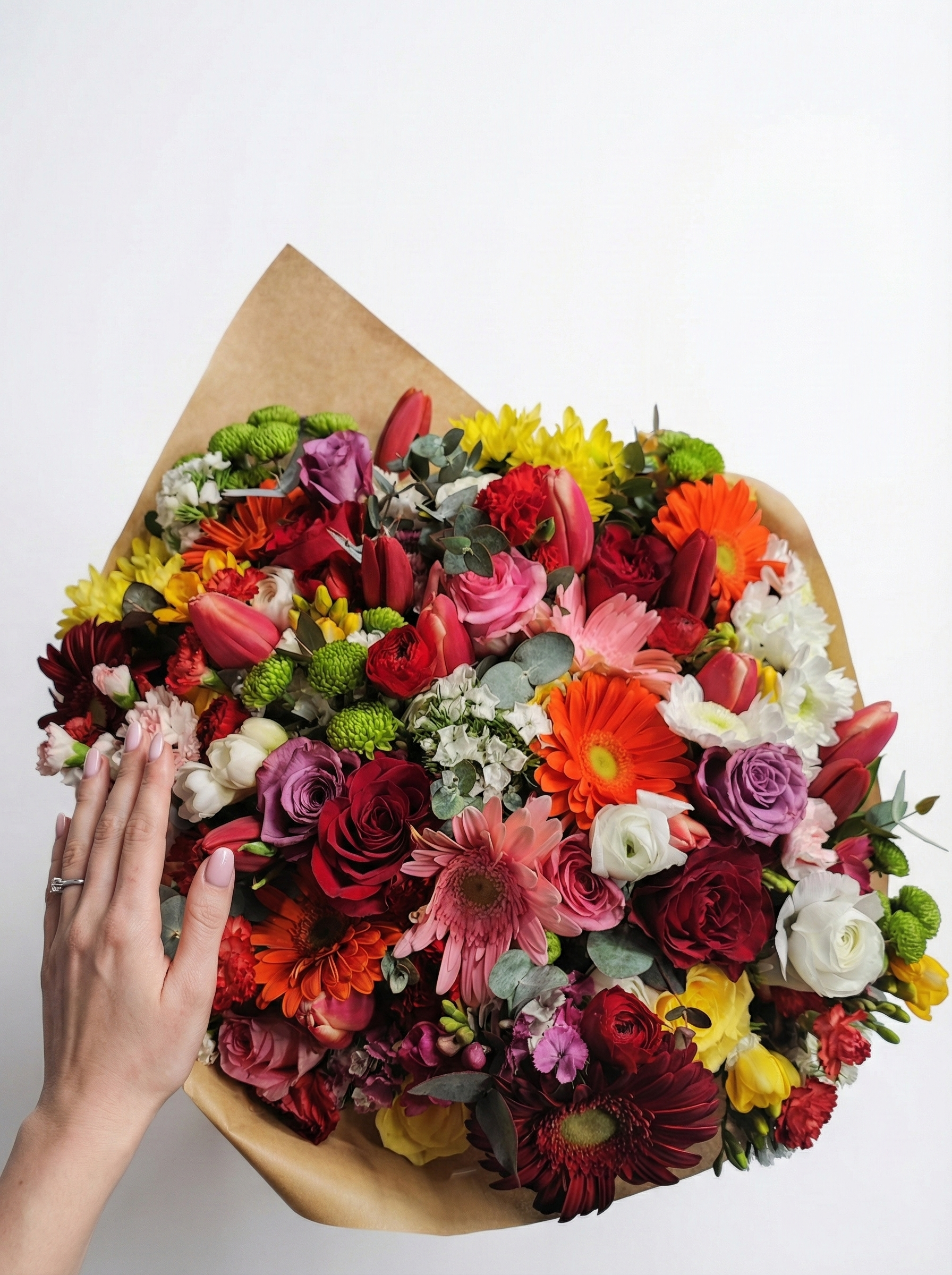 Bouquet XXXL "Esplosione Cromatica" – Oltre 100 Steli