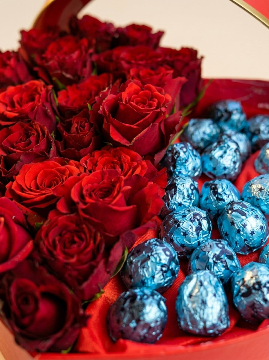 Cuore Elegante: Rose e Cioccolato